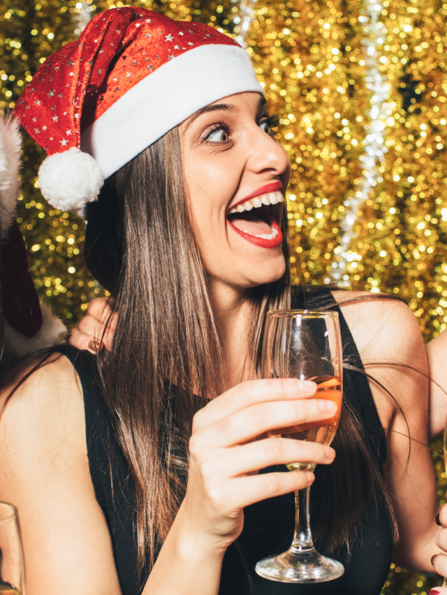 Easy Christmas Party Planning: 8 Stress-Free Tips!